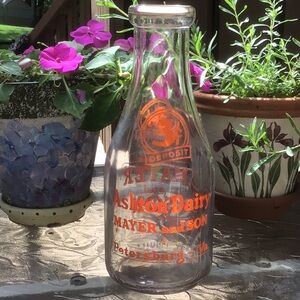 Vintage Ashton Dairy (Mayer and Son) Petersburg VA Glass Milk Bottle
